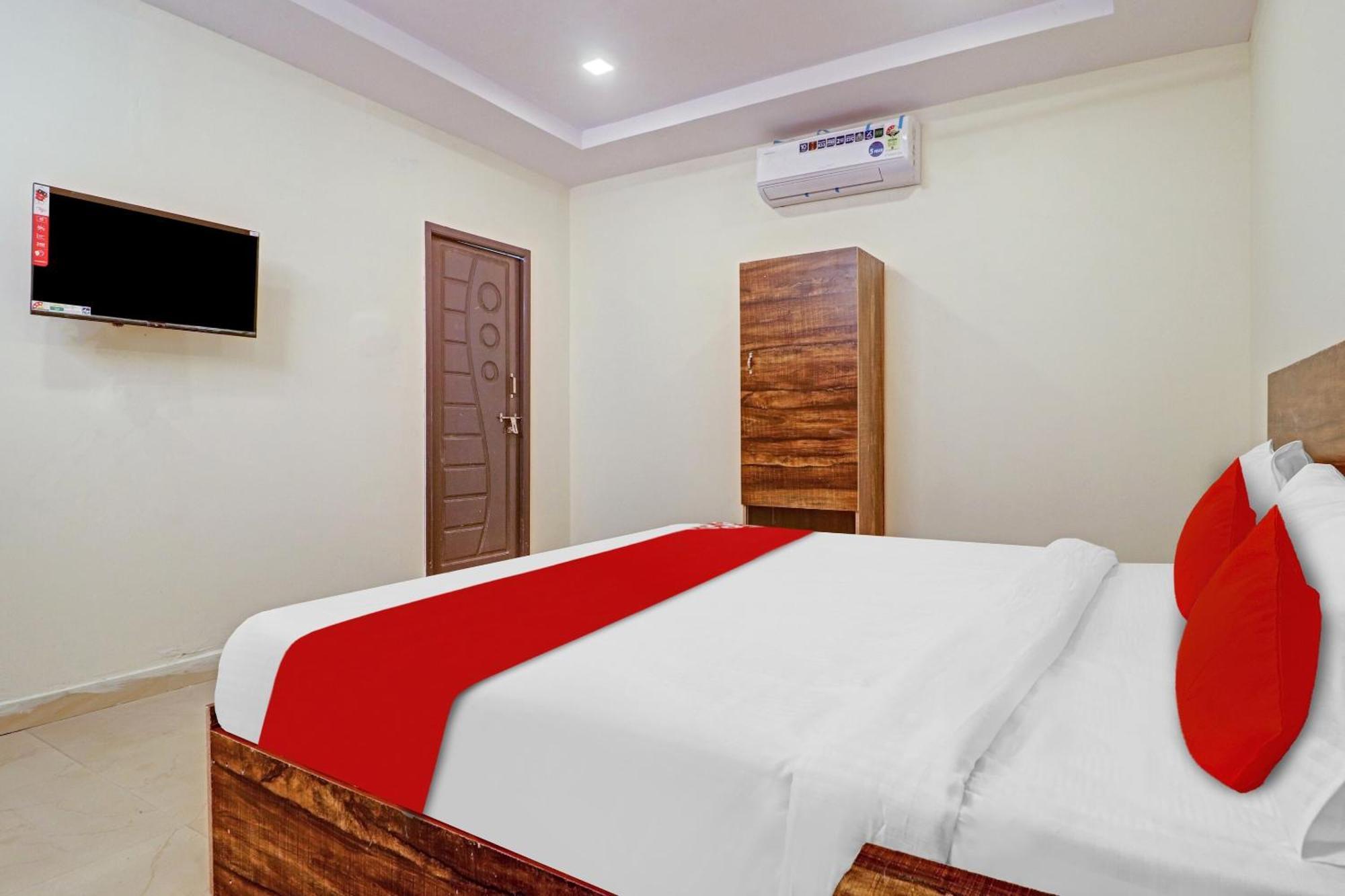Hotel O R Square Inn Haïdarabad Extérieur photo