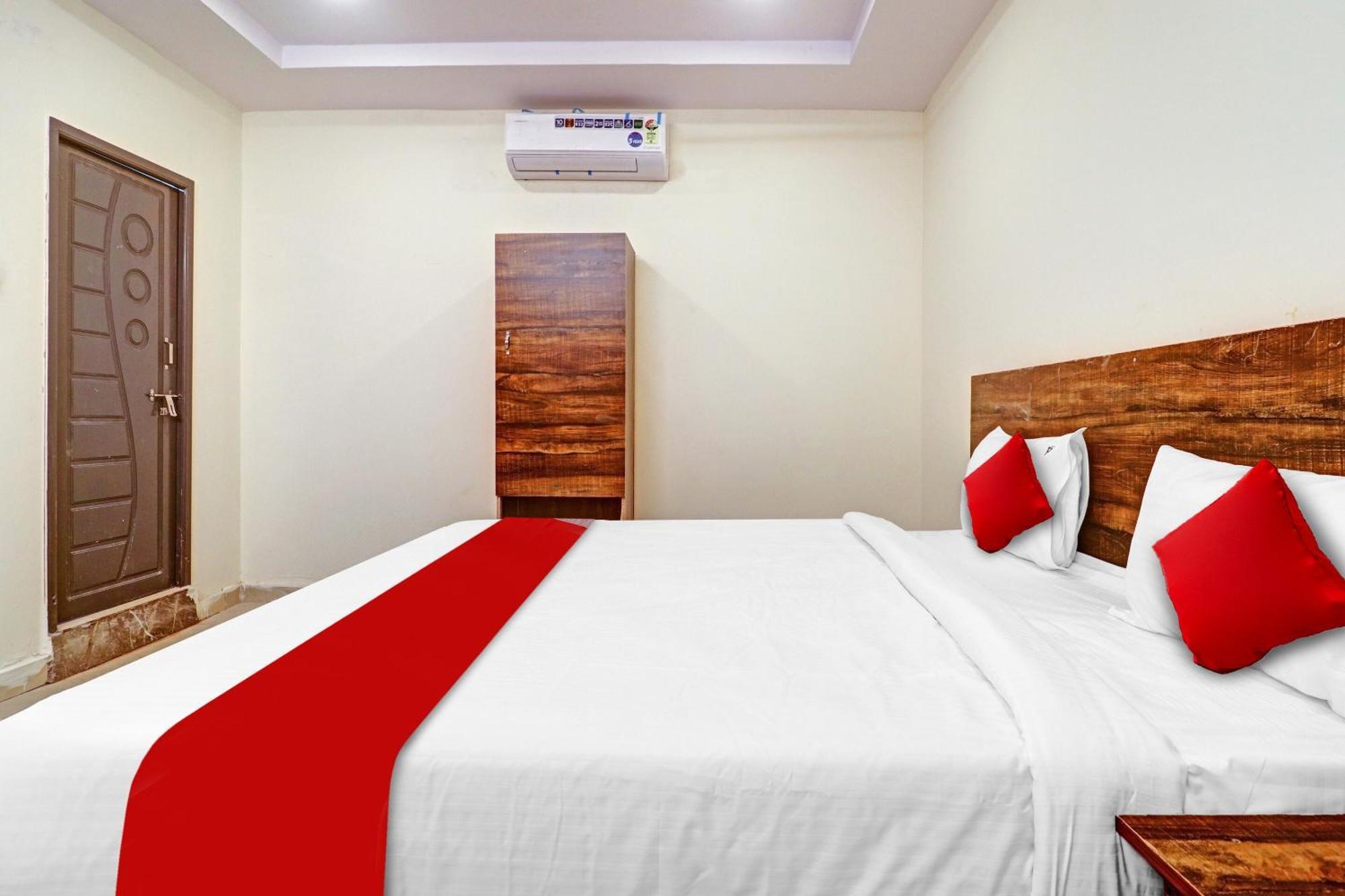 Hotel O R Square Inn Haïdarabad Extérieur photo